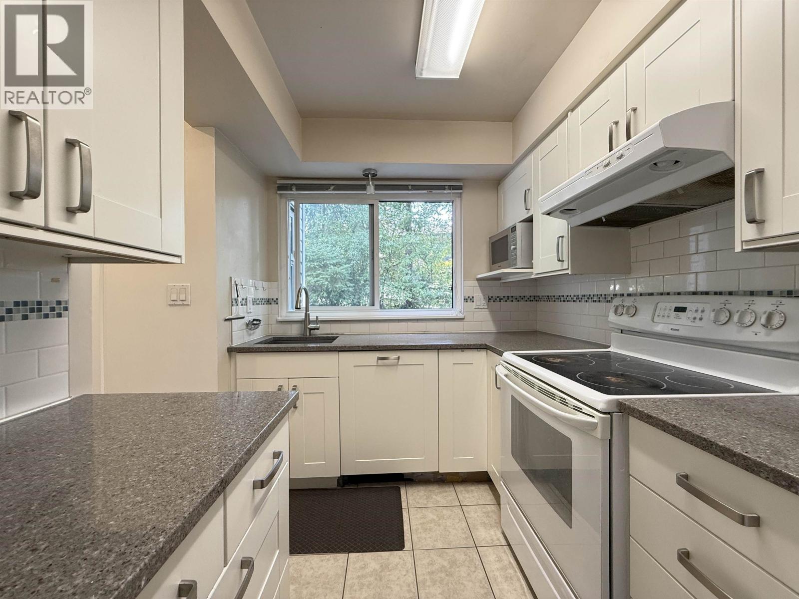 6722 KNEALE PLACE, Burnaby