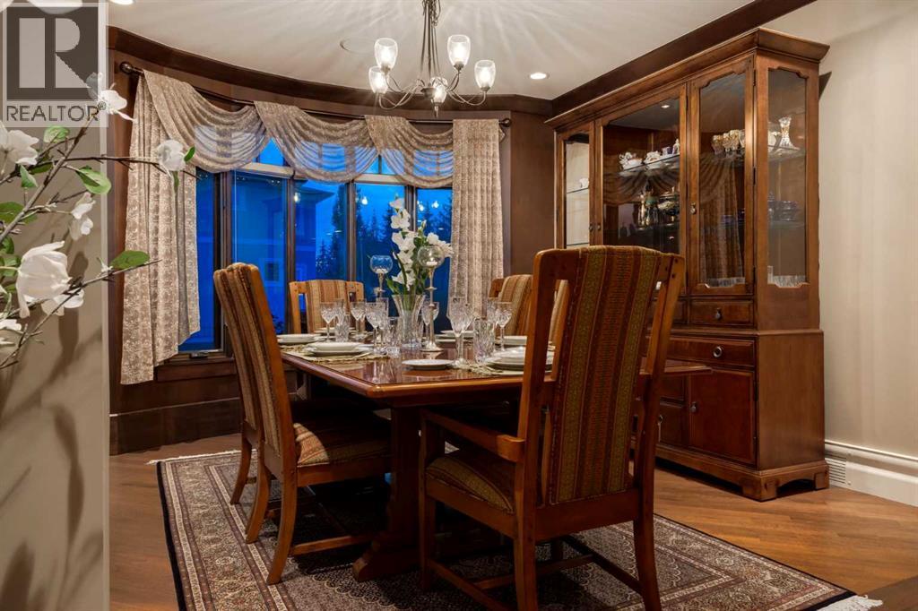 Single Family House for Sale in  Aspen Ridge Bay SW Aspen Woods Calgary 