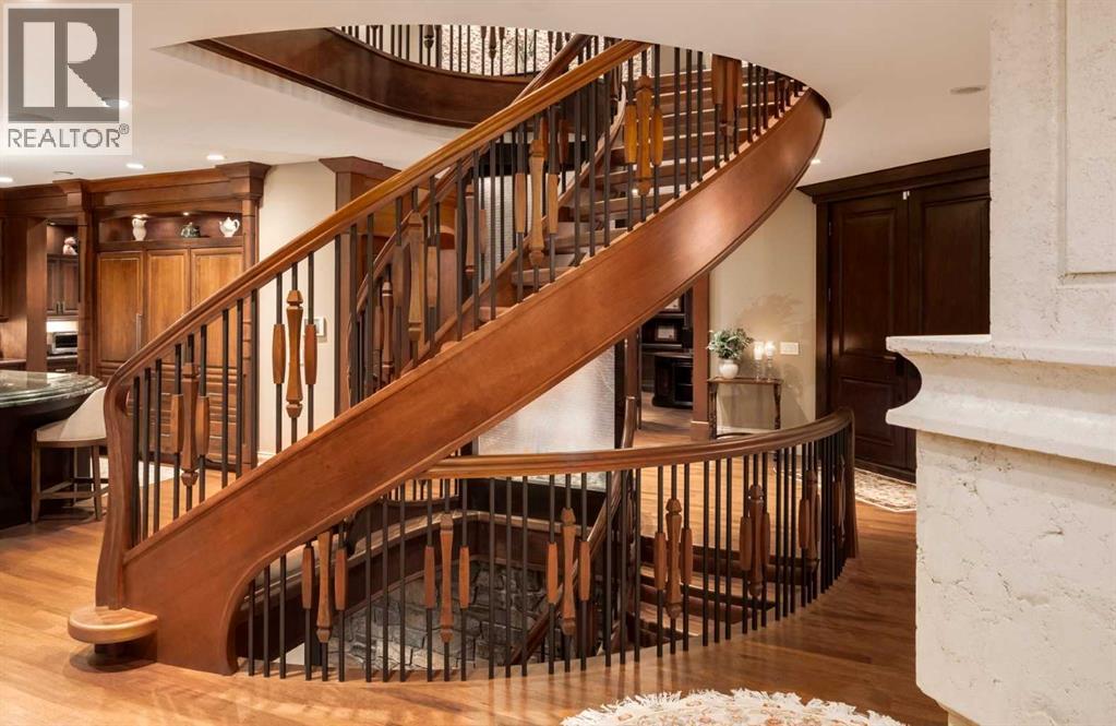 Single Family House for Sale in  Aspen Ridge Bay SW Aspen Woods Calgary 