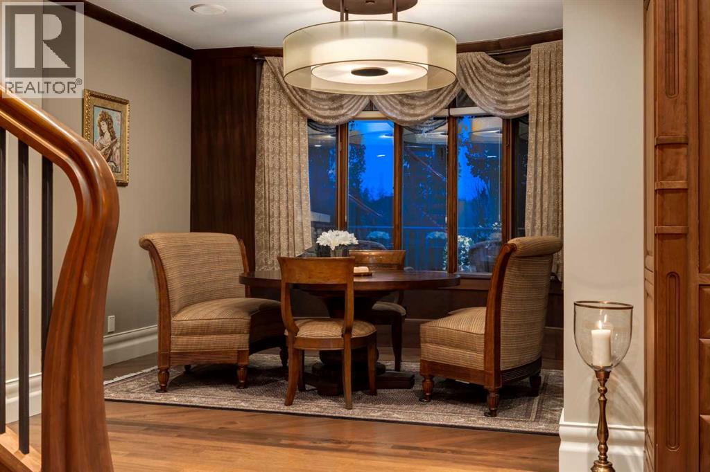 Single Family House for Sale in  Aspen Ridge Bay SW Aspen Woods Calgary 