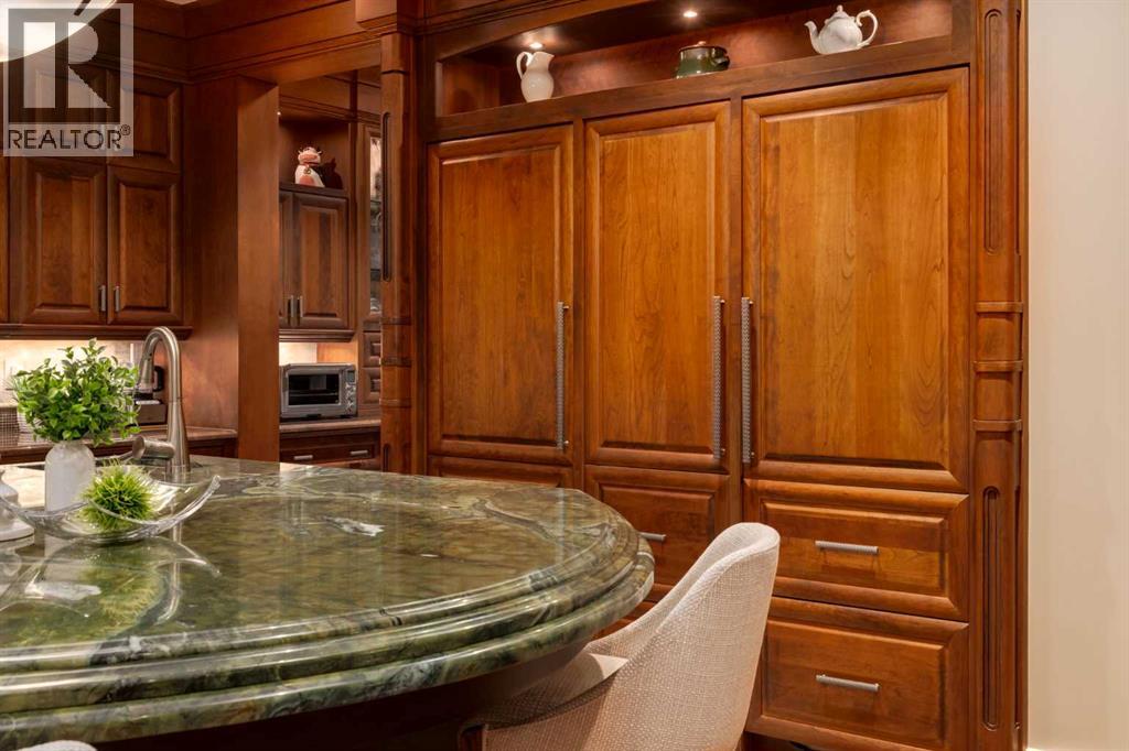 Single Family House for Sale in  Aspen Ridge Bay SW Aspen Woods Calgary 