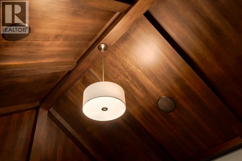 Single Family House for Sale in  Aspen Ridge Bay SW Aspen Woods Calgary 