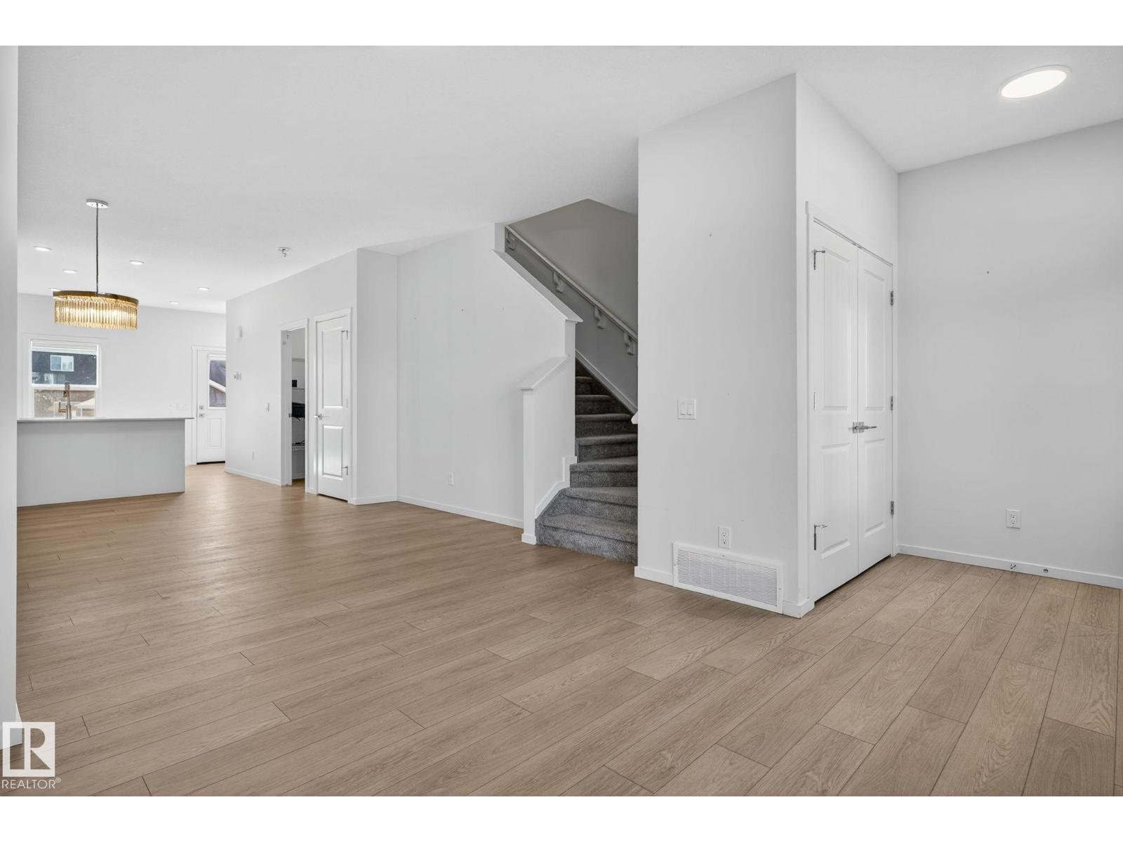 264 ORCHARDS BV SW, Edmonton