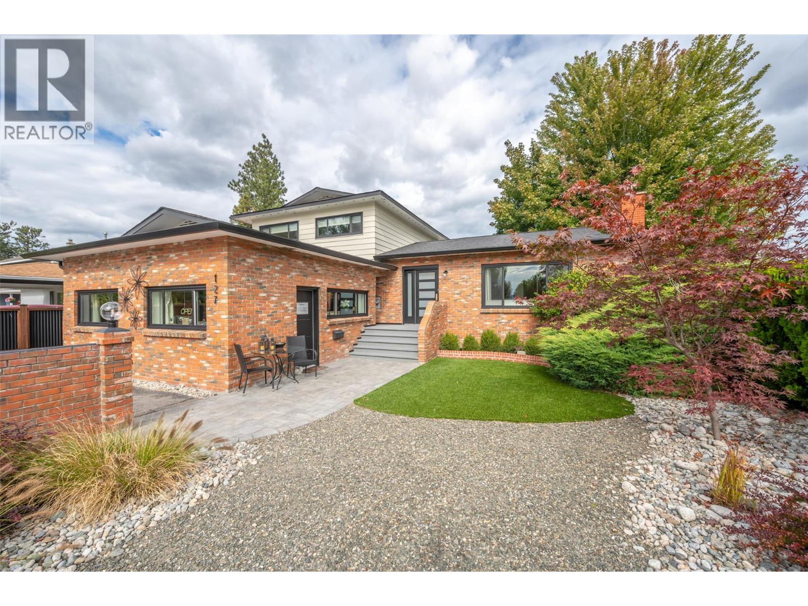 127 ELM Avenue, Penticton