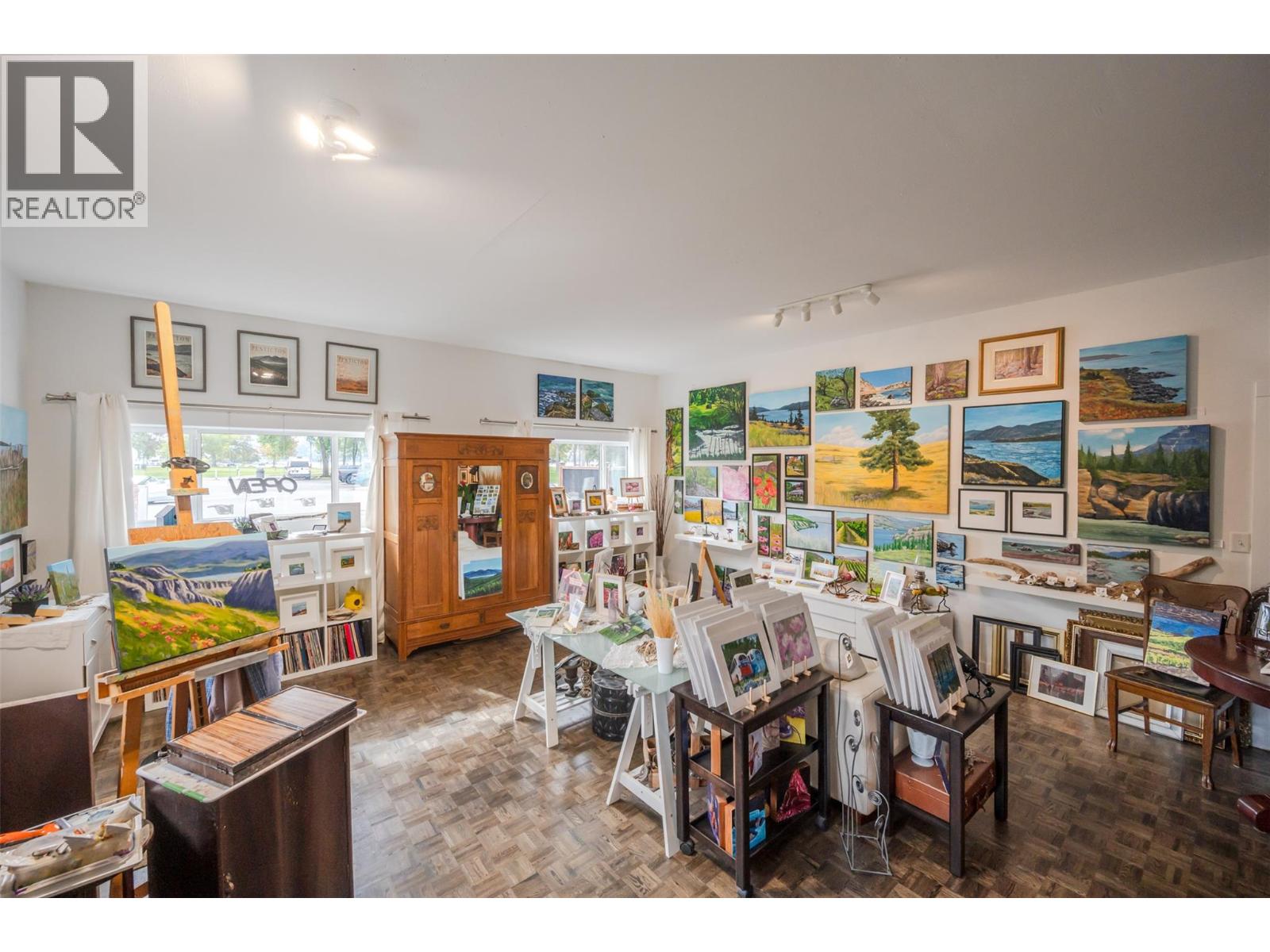 127 ELM Avenue, Penticton