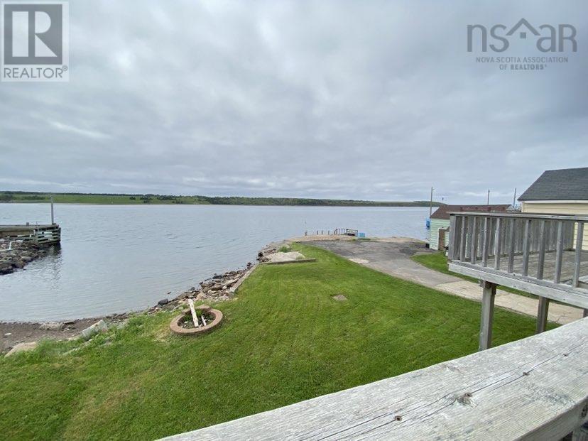 Property 12 of 49 of 15319 Cabot Trail