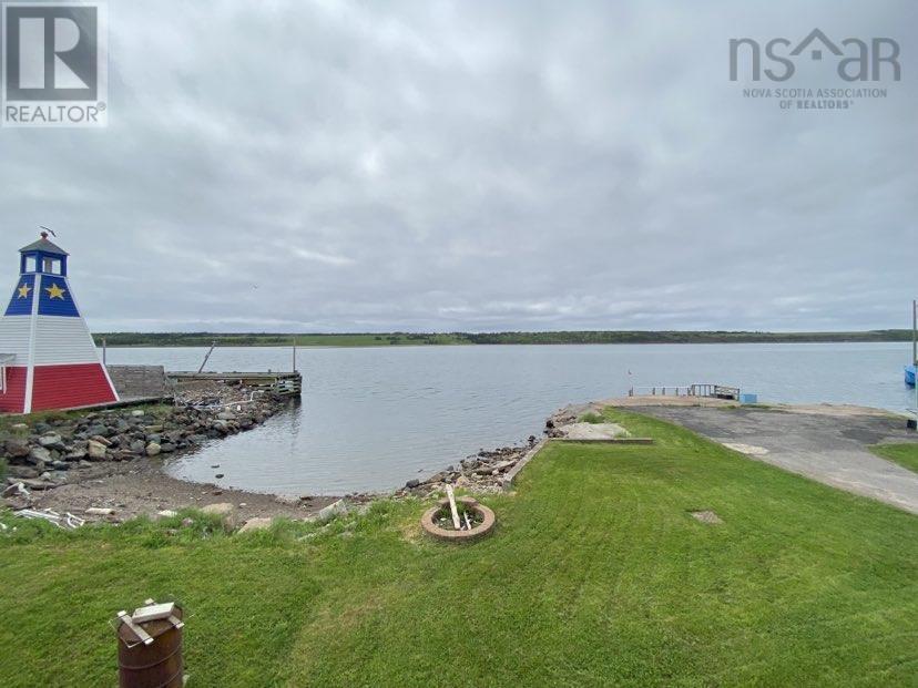 Property 11 of 49 of 15319 Cabot Trail