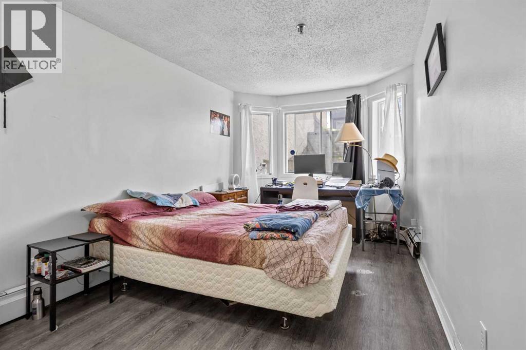 Single Family House for Sale in    Avenue SW Bankview Calgary 