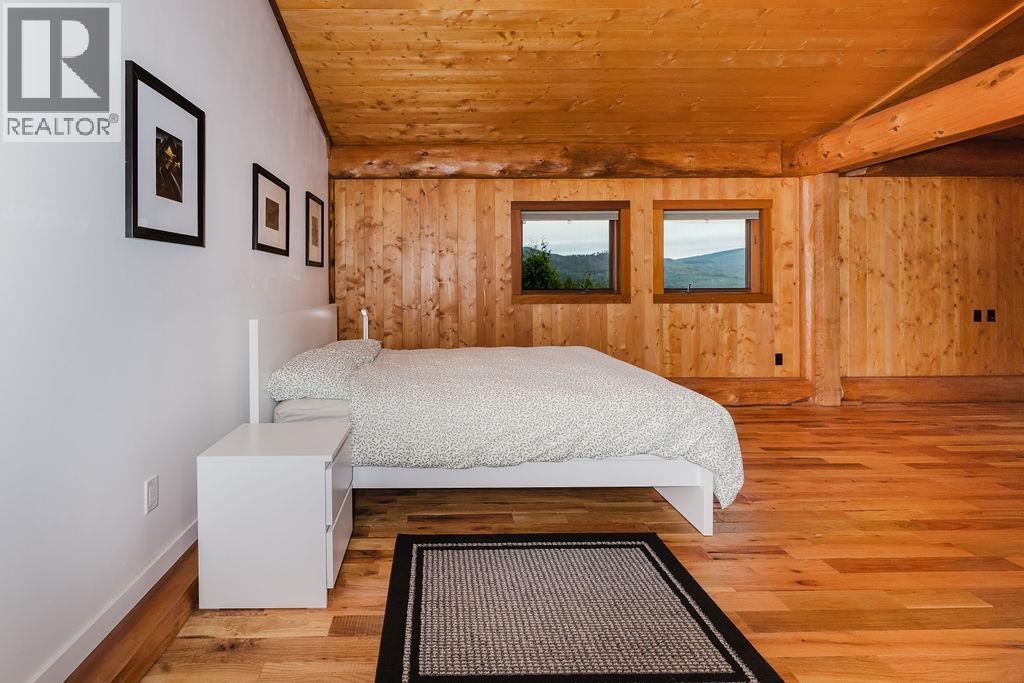 5895 SKOOKUMCHUK ROAD, Sechelt