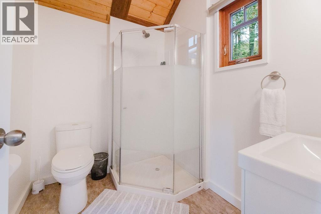 5895 SKOOKUMCHUK ROAD, Sechelt