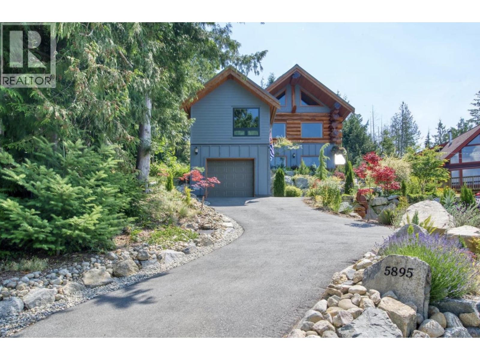 5895 SKOOKUMCHUK ROAD, Sechelt