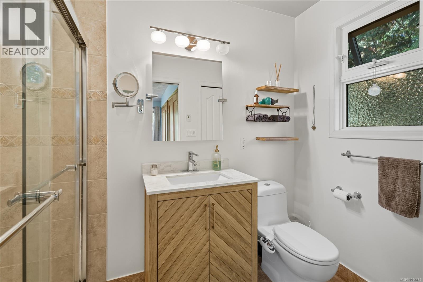 1265 Cloake Hill Rd, North Saanich