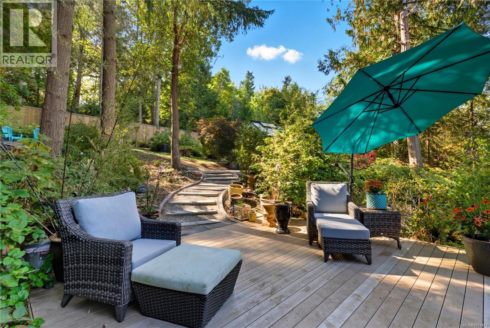 1265 Cloake Hill Rd, North Saanich