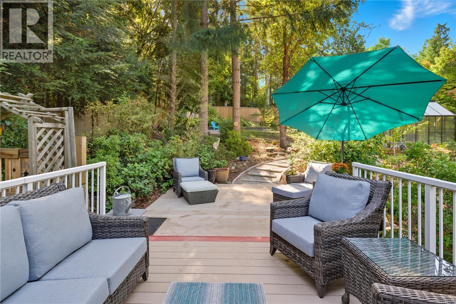 1265 Cloake Hill Rd, North Saanich