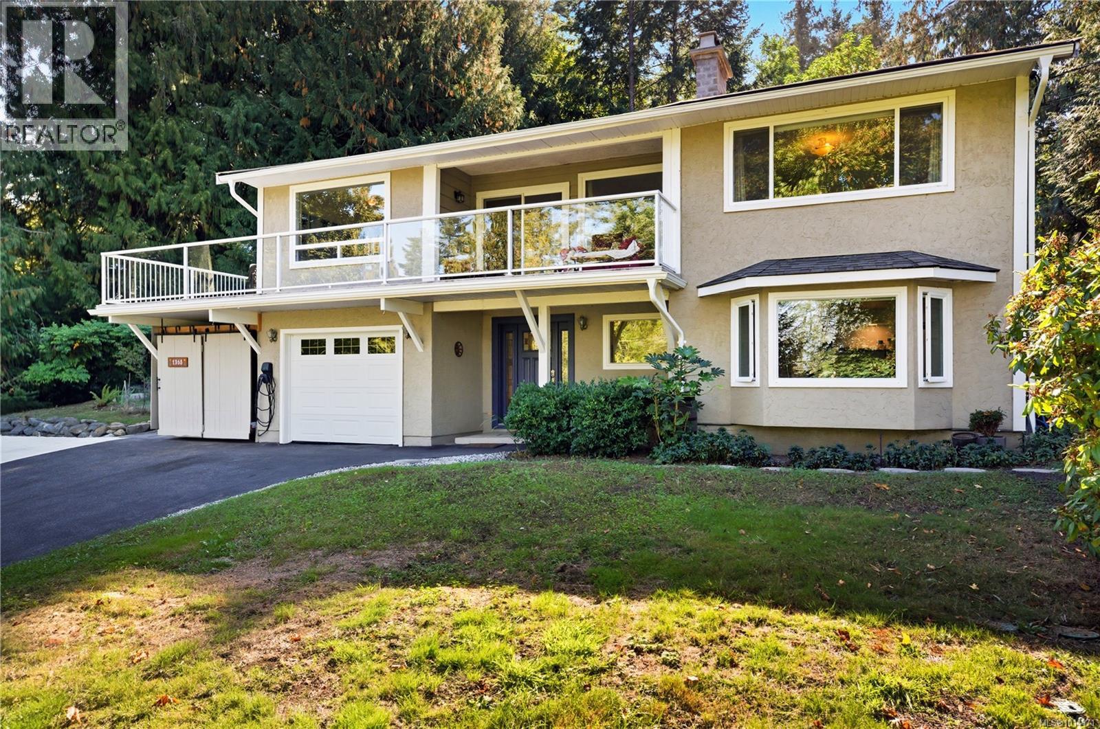 1265 Cloake Hill Rd, North Saanich