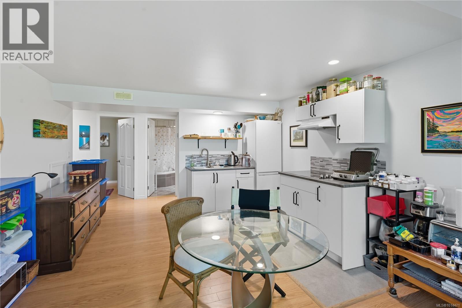 1265 Cloake Hill Rd, North Saanich