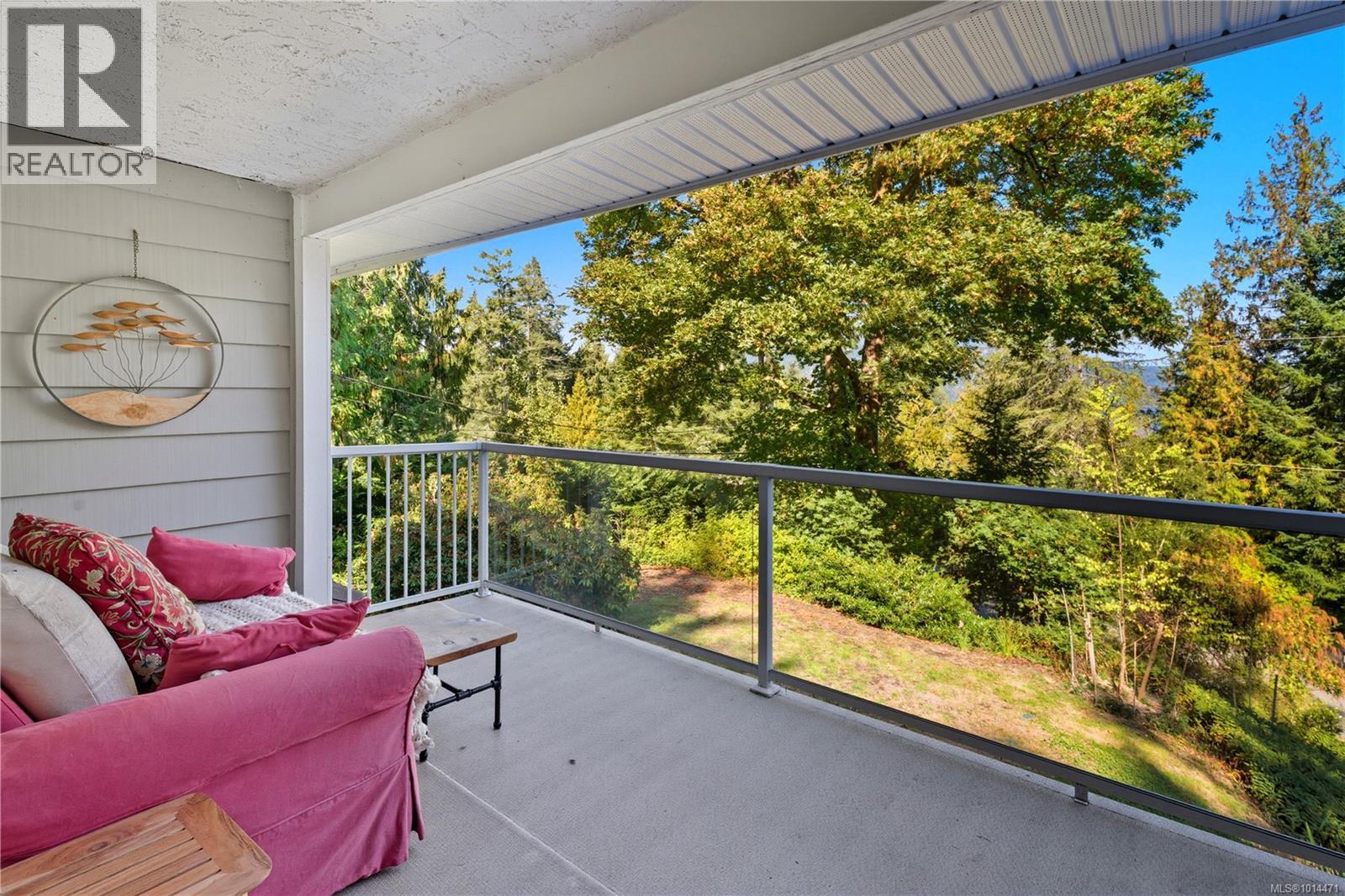 1265 Cloake Hill Rd, North Saanich