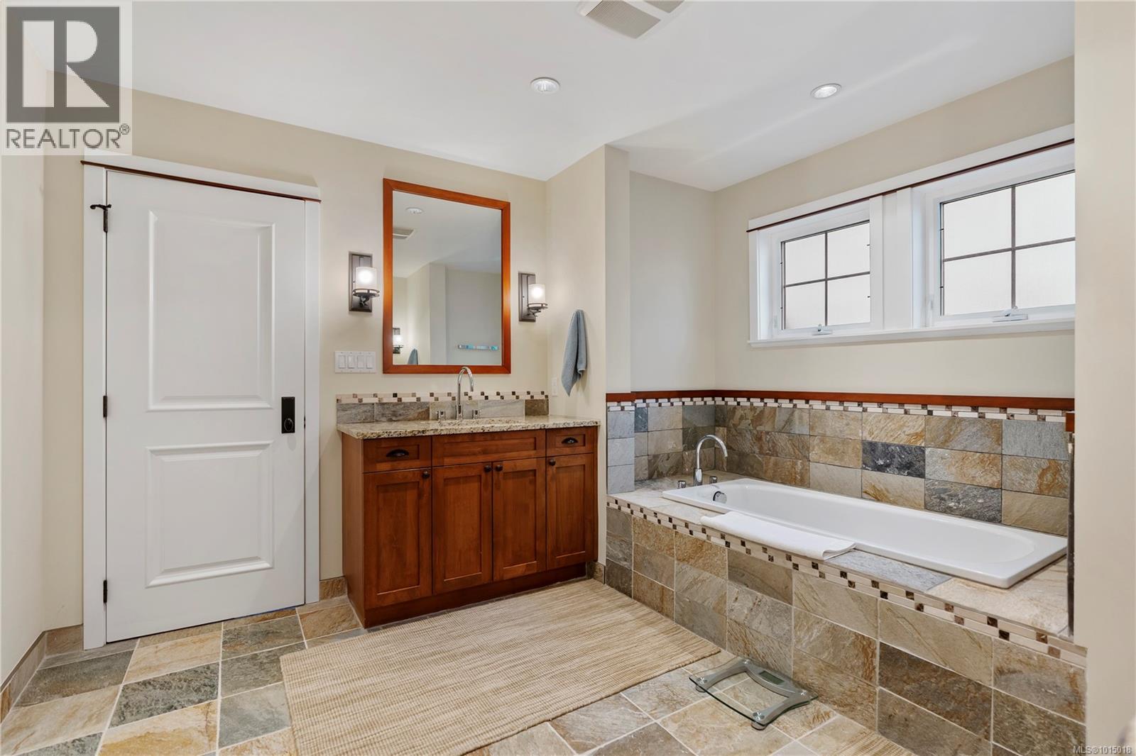 2212 Island Falls Pl, Langford