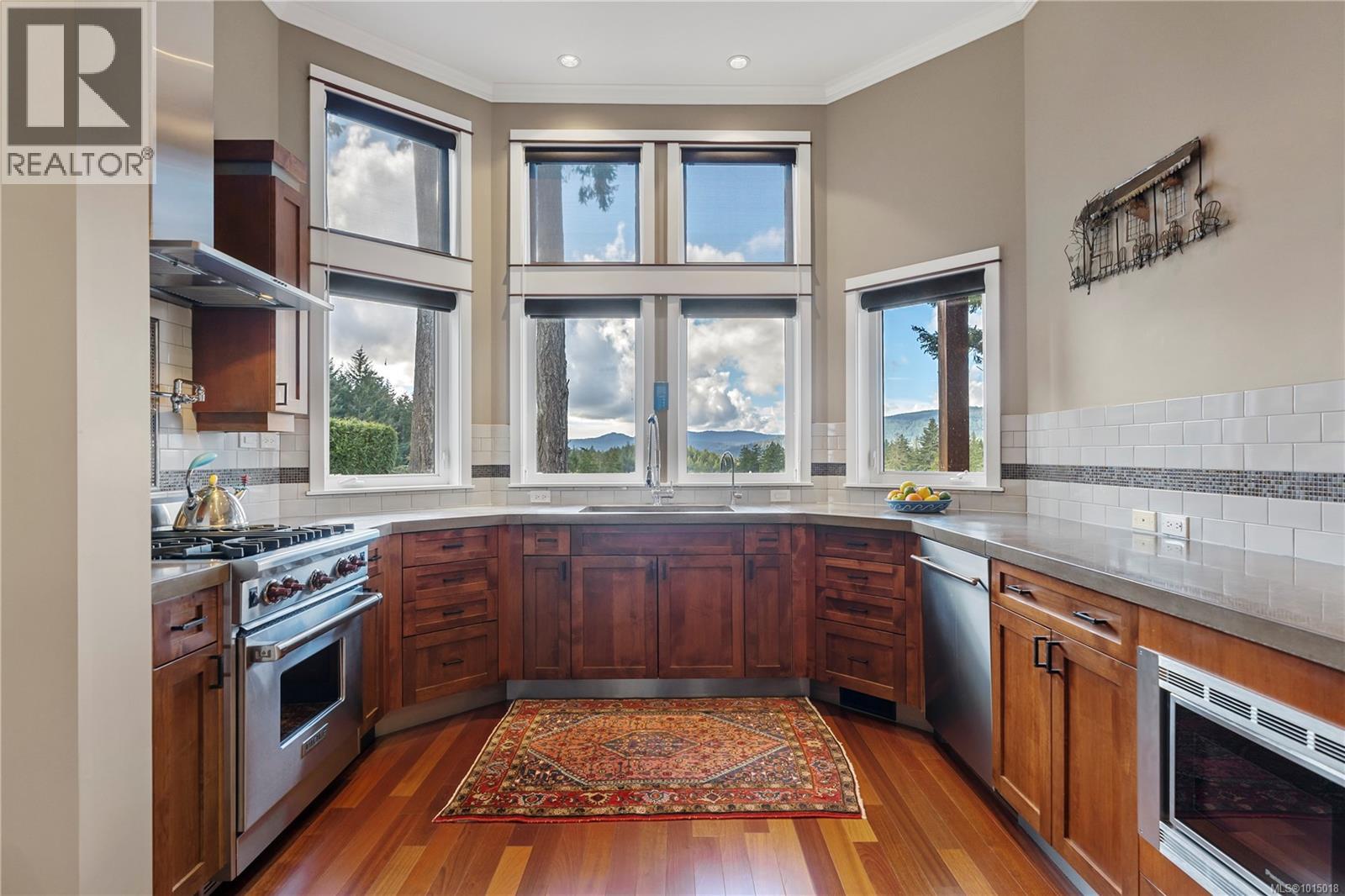 2212 Island Falls Pl, Langford