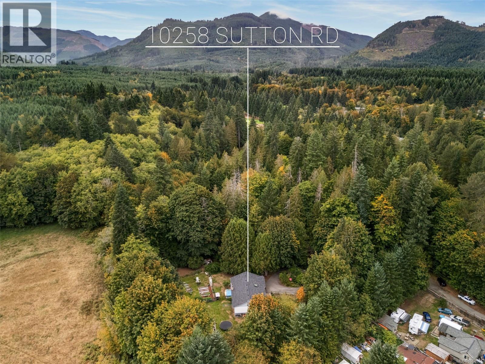 10258 Sutton Rd, Honeymoon Bay