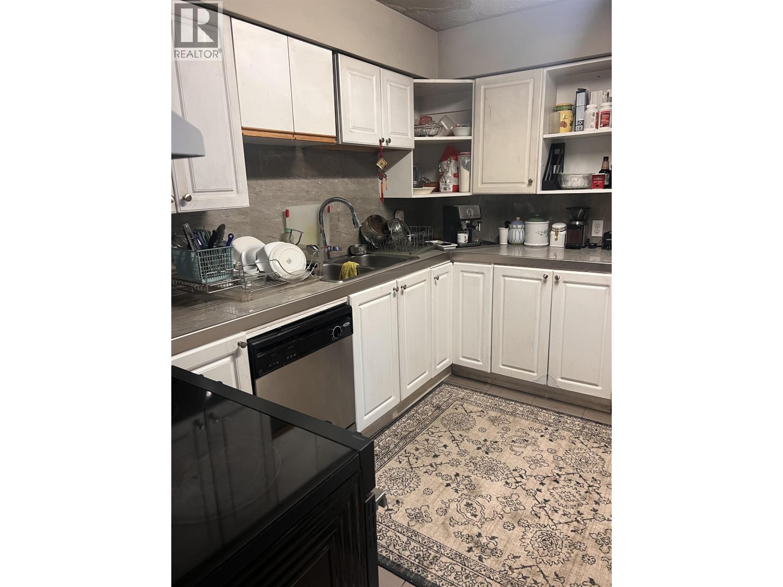 2141 MARINE WAY, New Westminster