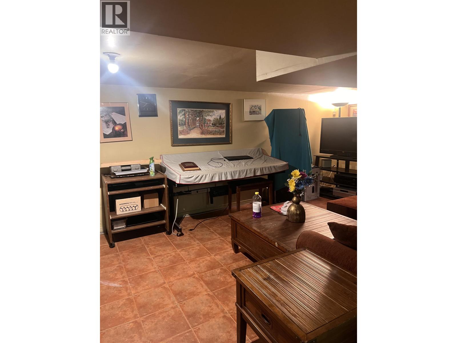 2141 MARINE WAY, New Westminster