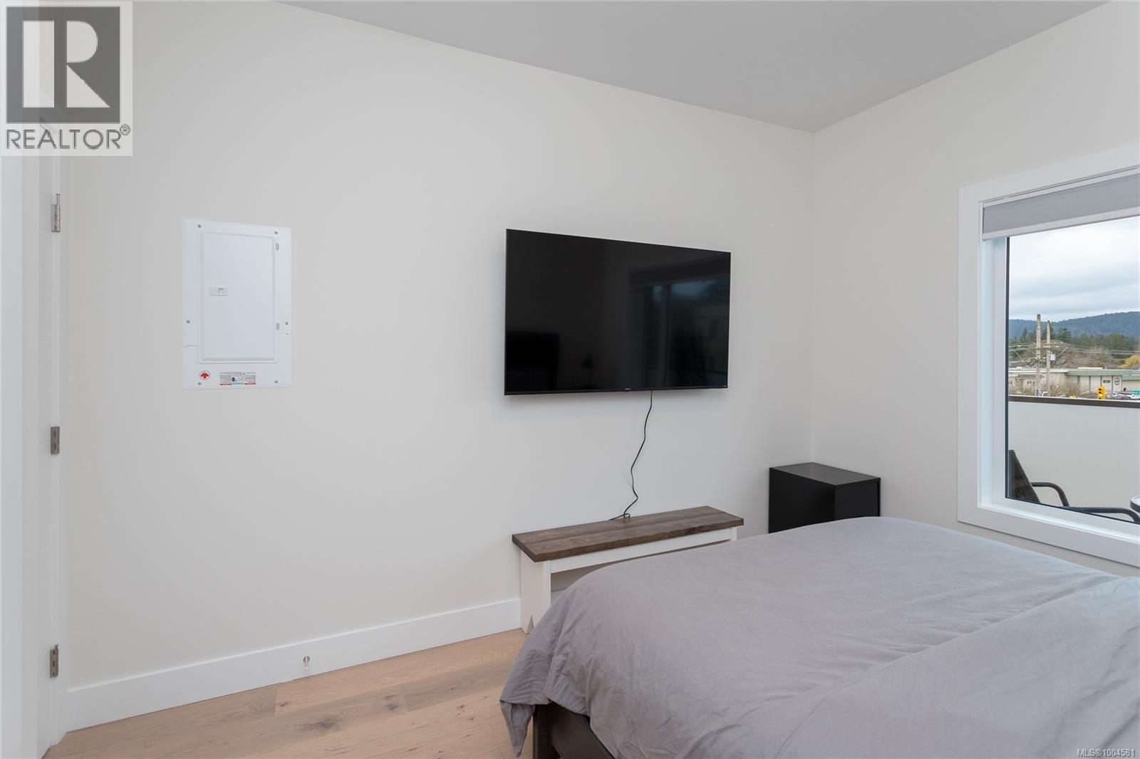 402 7098 Wallace Dr, Central Saanich