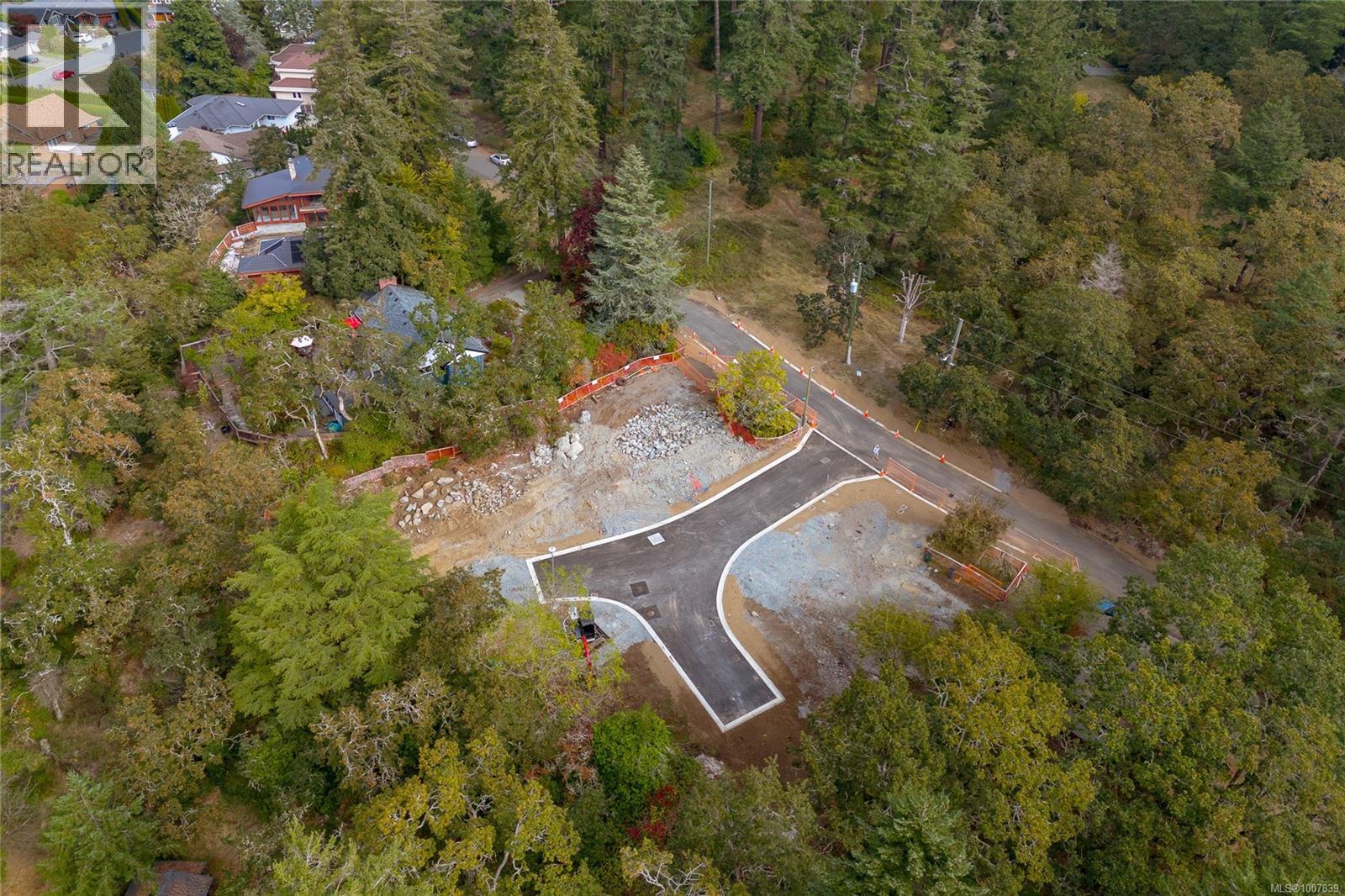  3802 Madaric Place, Saanich