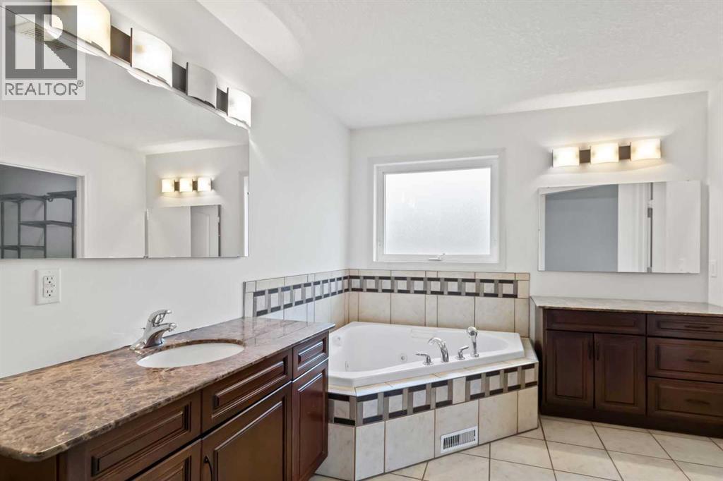 197 Pliska Crescent, Fort McMurray