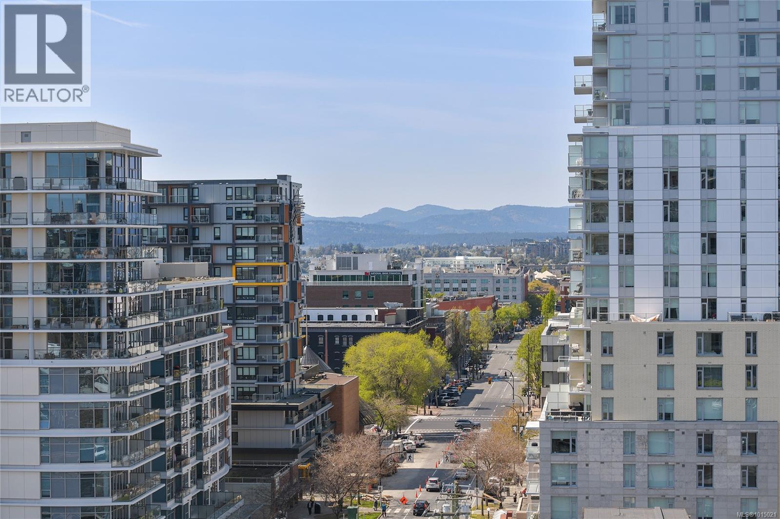 1208 930 Yates Street, Victoria