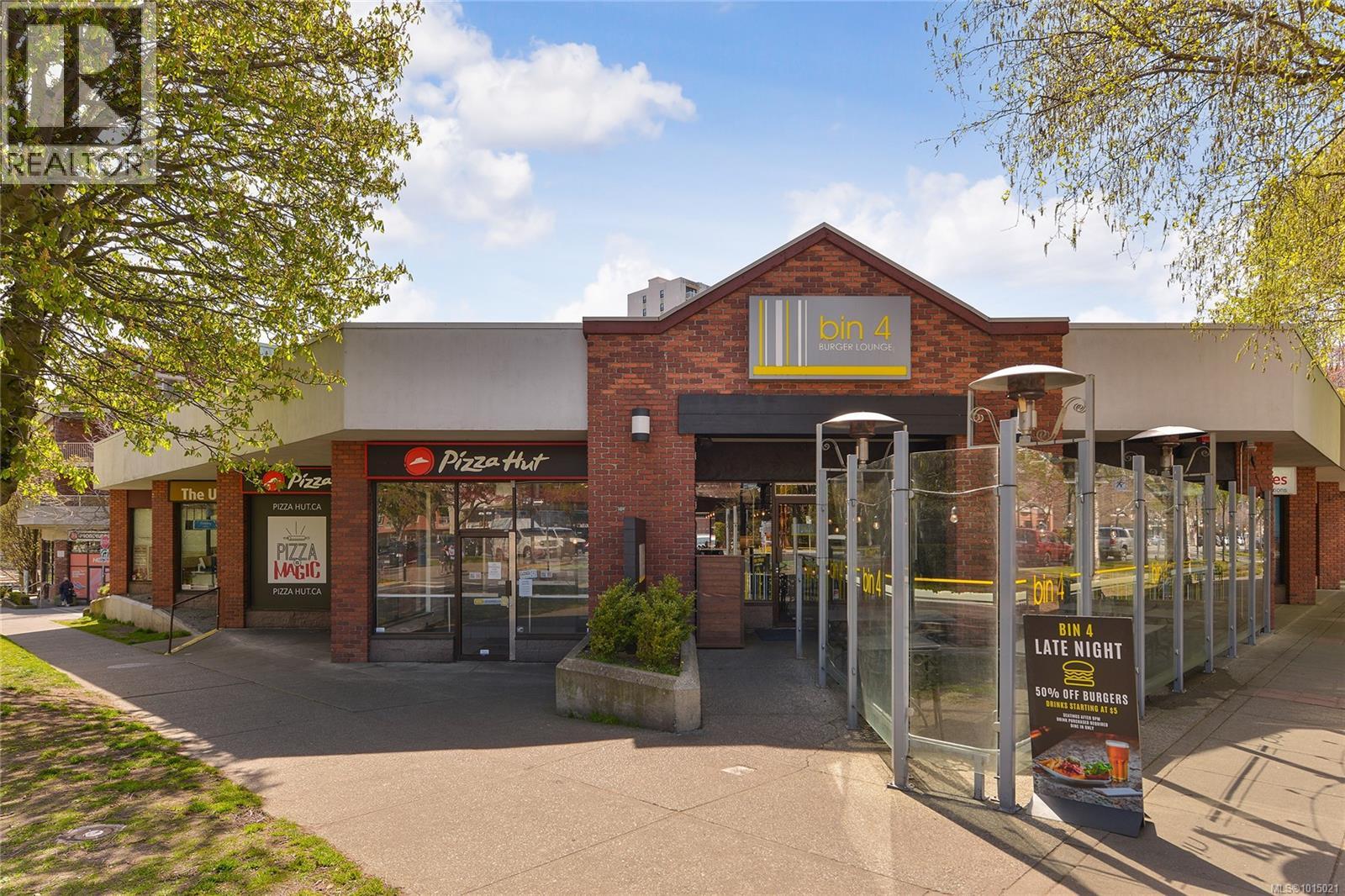 1208 930 Yates Street, Victoria