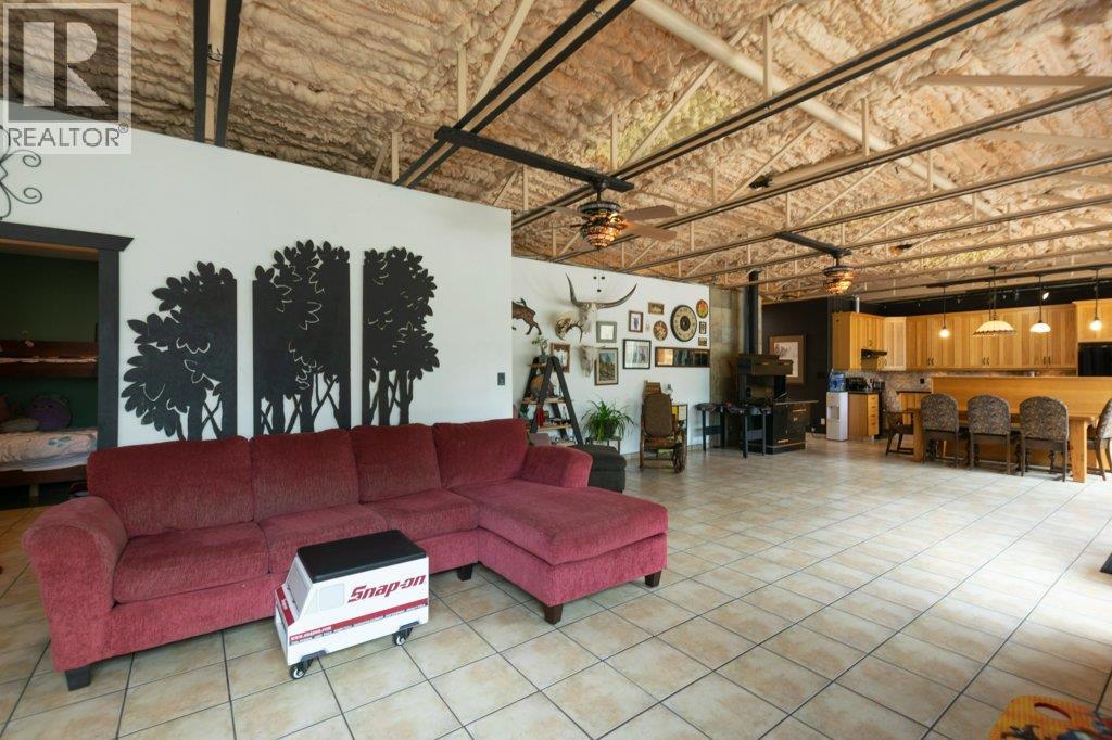 #46 2481 SQUILAX-ANGLEMONT ROAD - 5