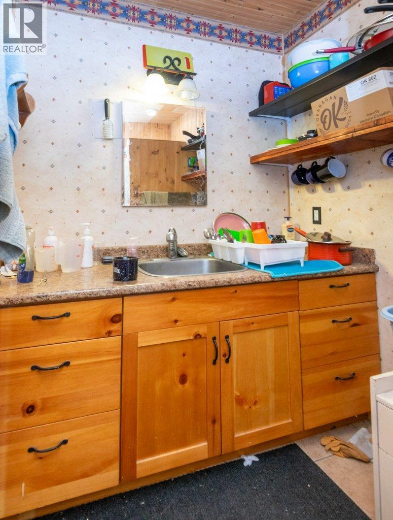 #46 2481 SQUILAX-ANGLEMONT ROAD - 31