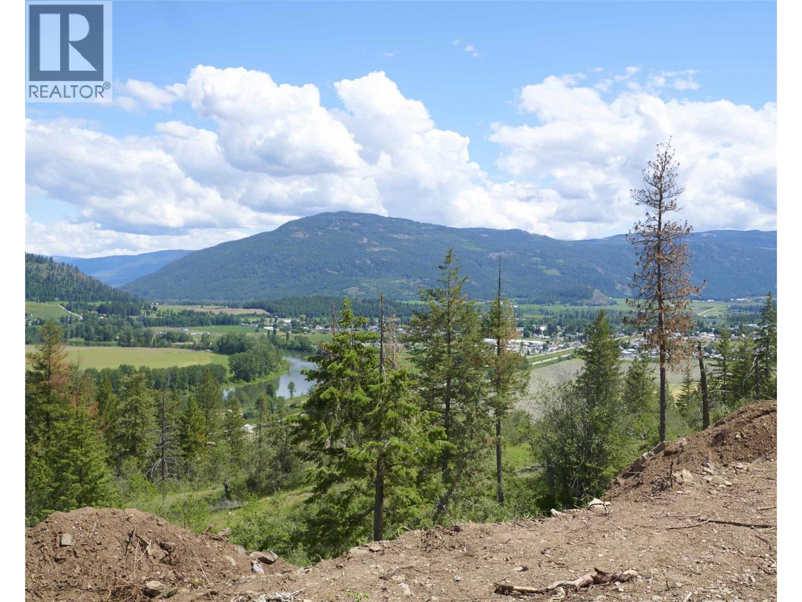  333 Oxbow Place, Enderby