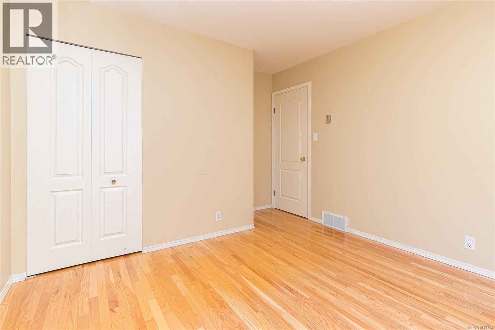 2435 Huckleberry Rd, Mill Bay