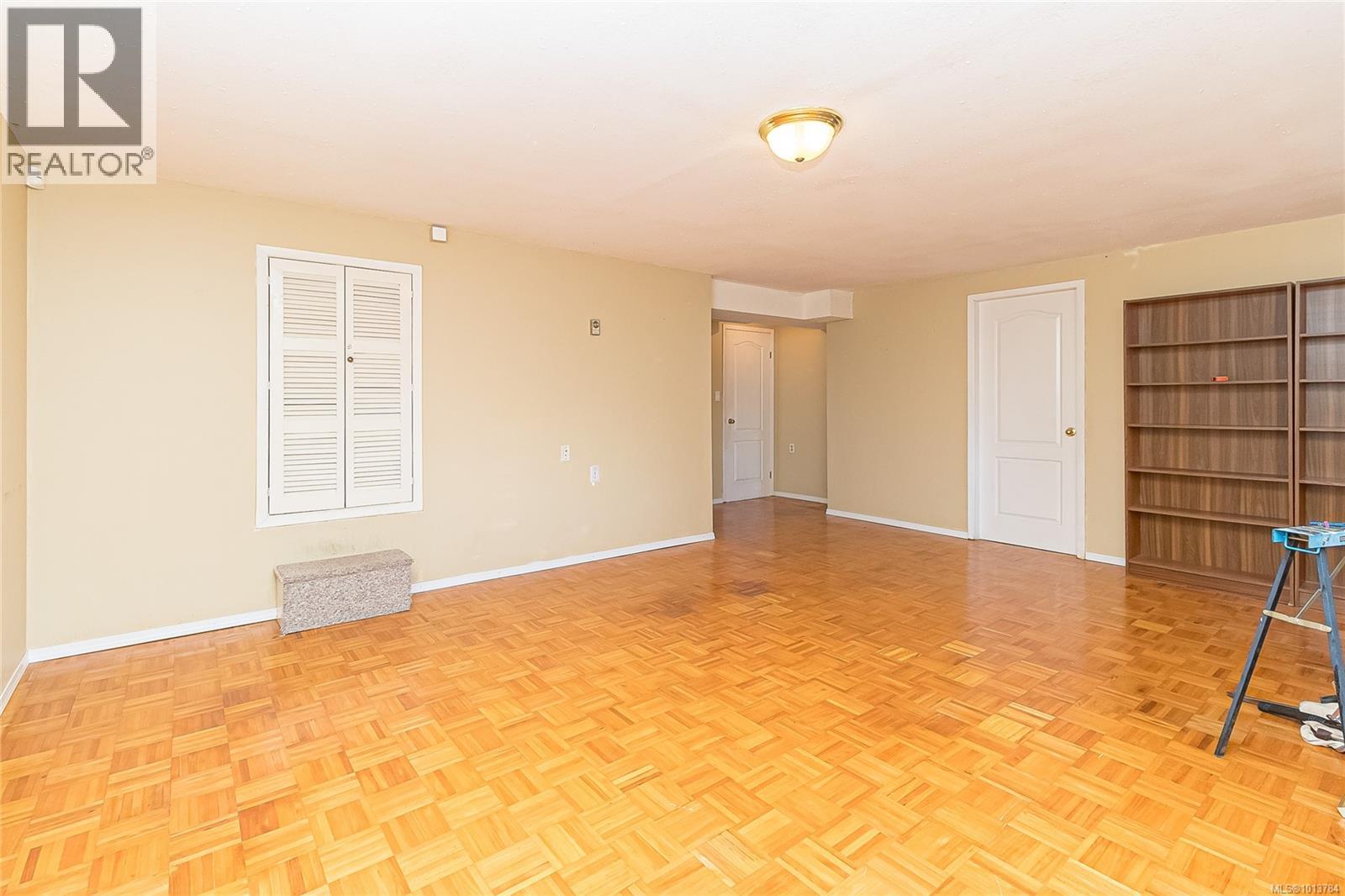 2435 Huckleberry Rd, Mill Bay