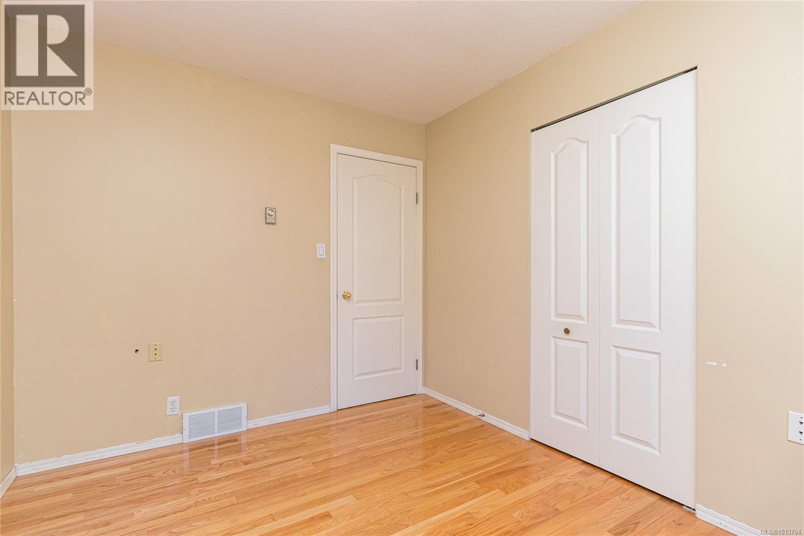2435 Huckleberry Rd, Mill Bay