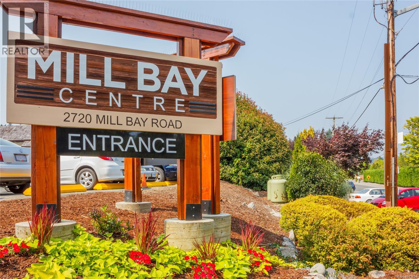 2435 Huckleberry Rd, Mill Bay