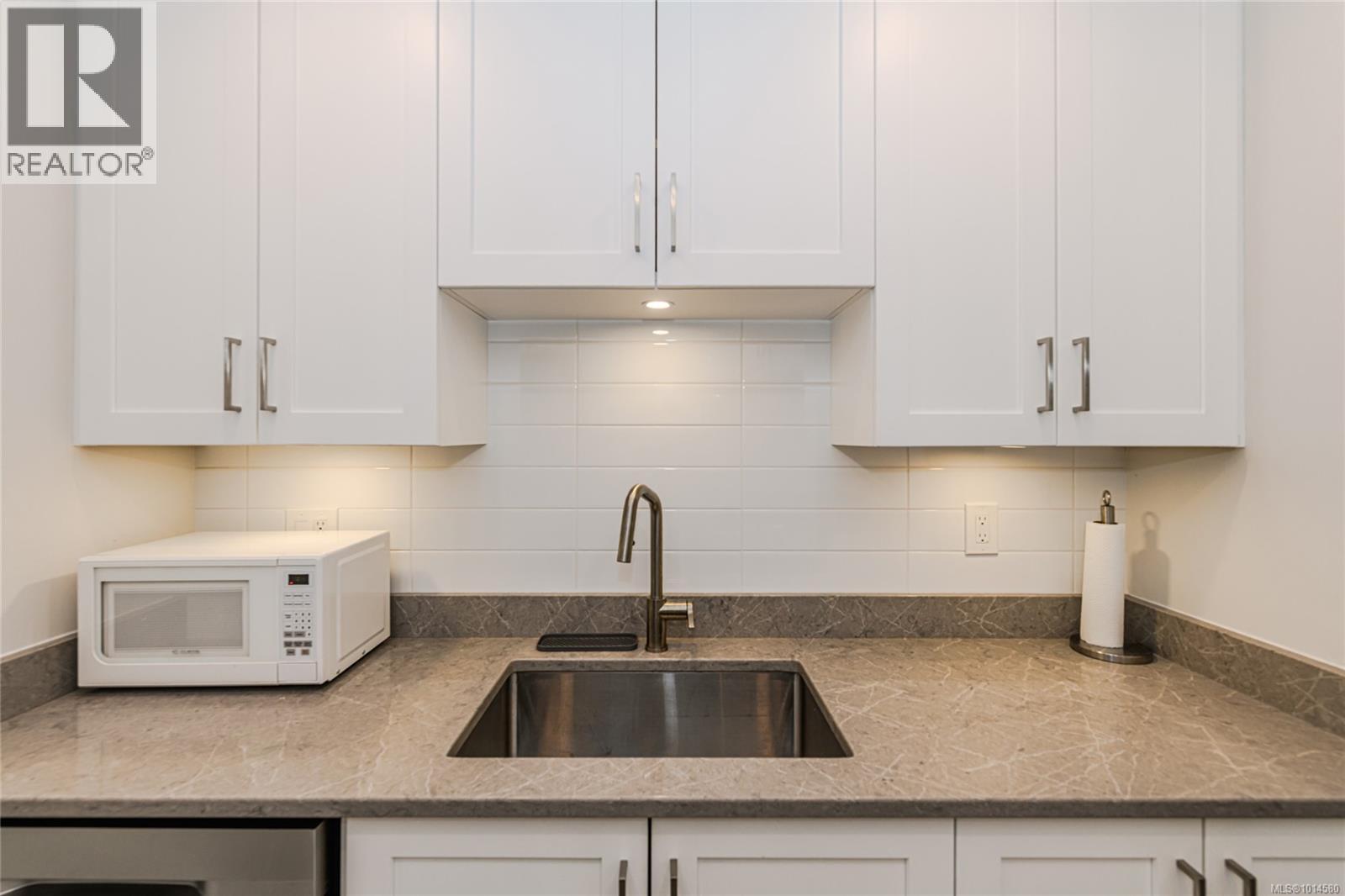 505 325 Maitland Street, Victoria
