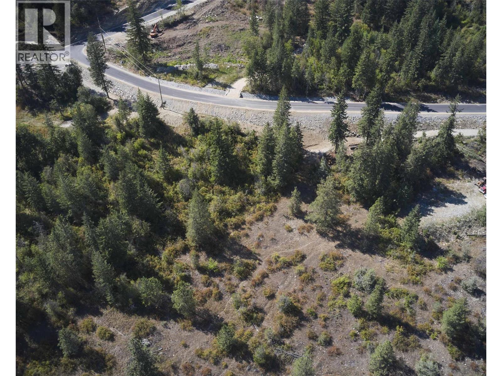 207 Crooked Pine Road, Enderby