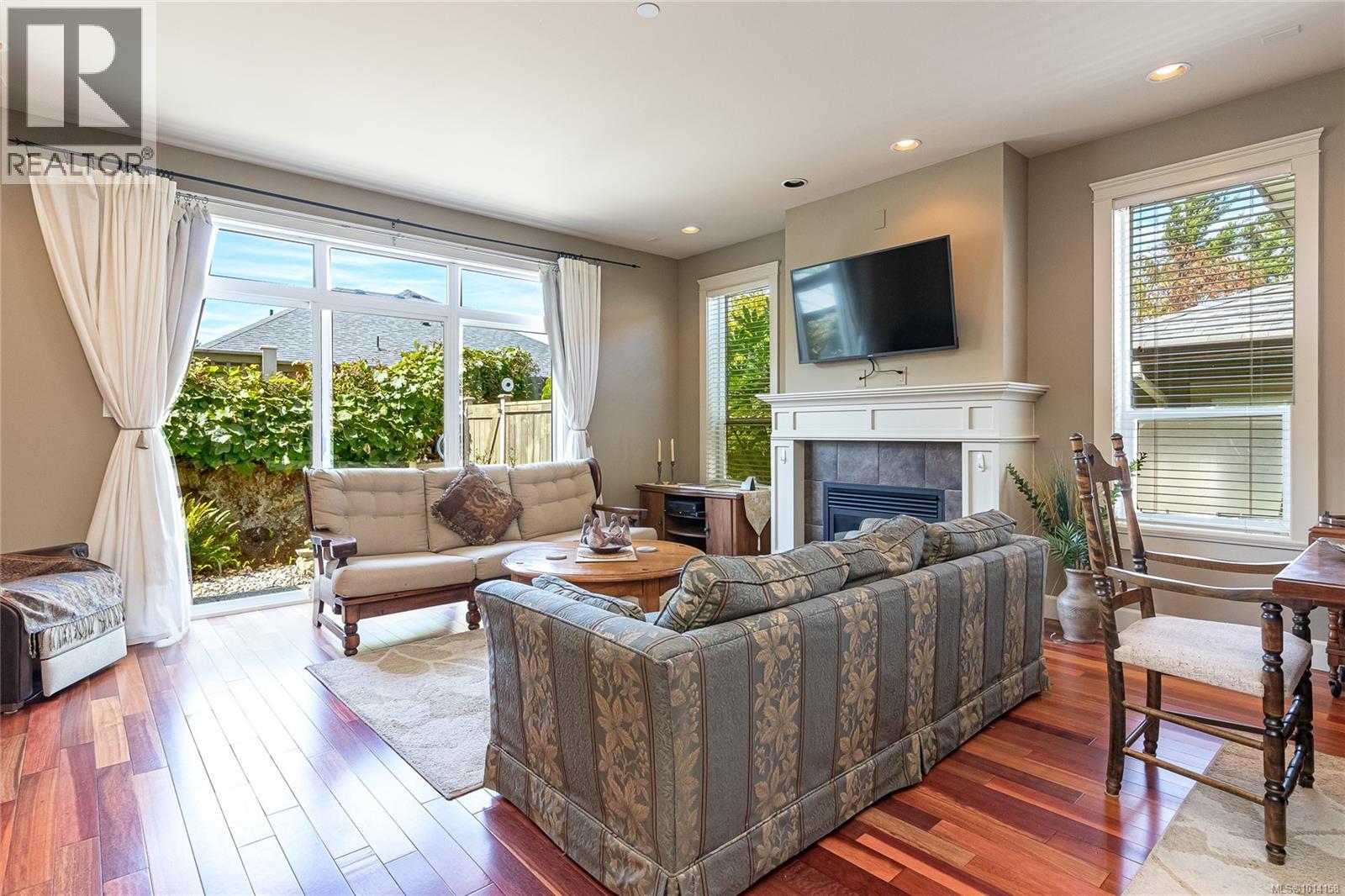 12 551 Bezanton Way, Colwood