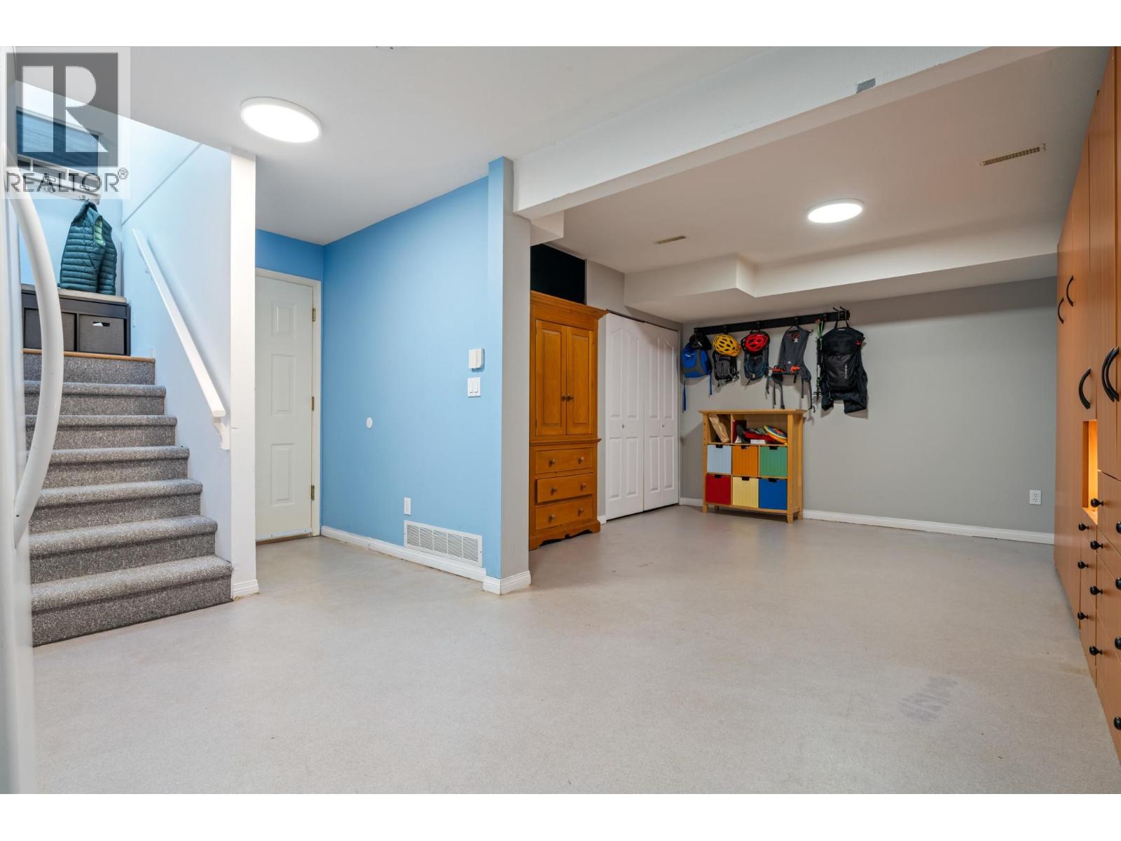 30 2600 BEAVERBROOK CRESCENT, Burnaby