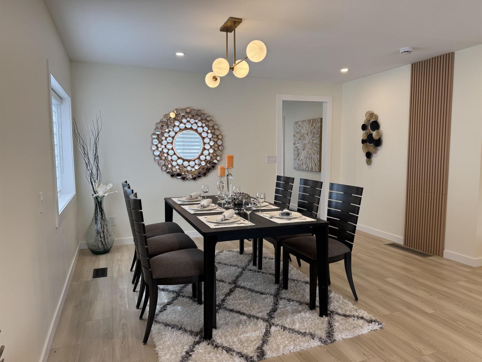 15962 NORTH BLUFF ROAD, White Rock