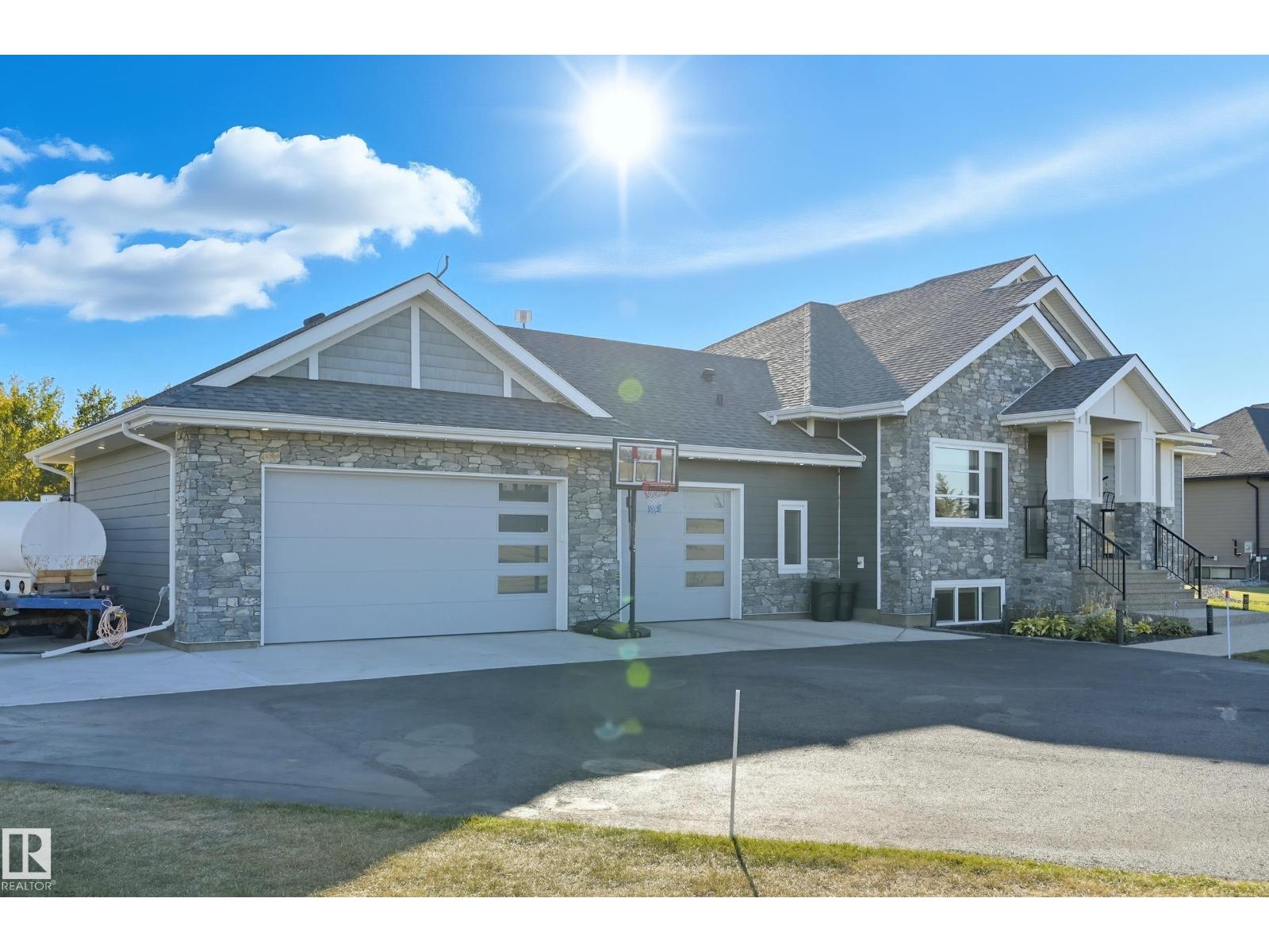 #230, 50516 Range Road 233, Rural Leduc County