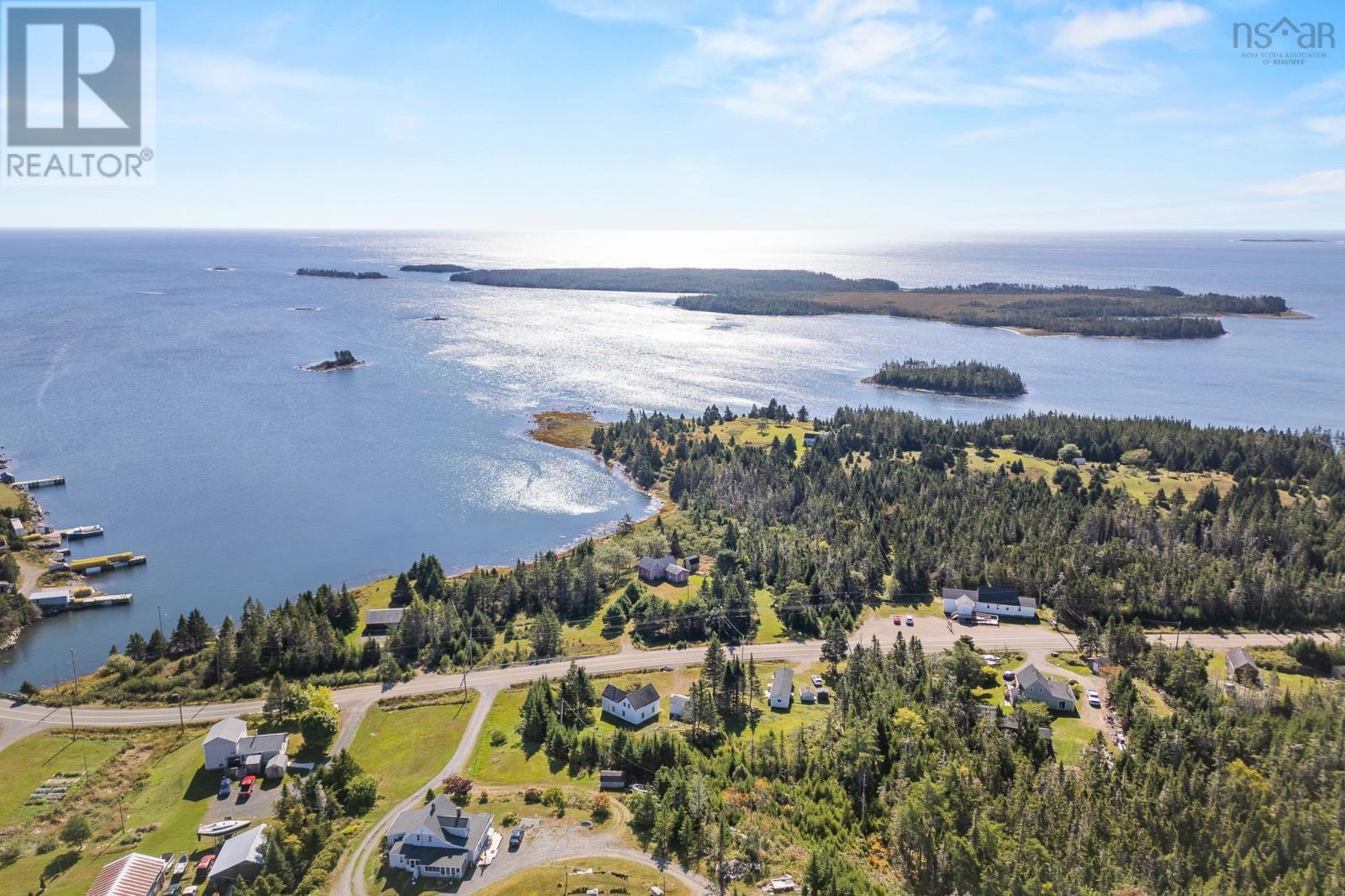 Property 20 of 49 of 10610 Highway 316