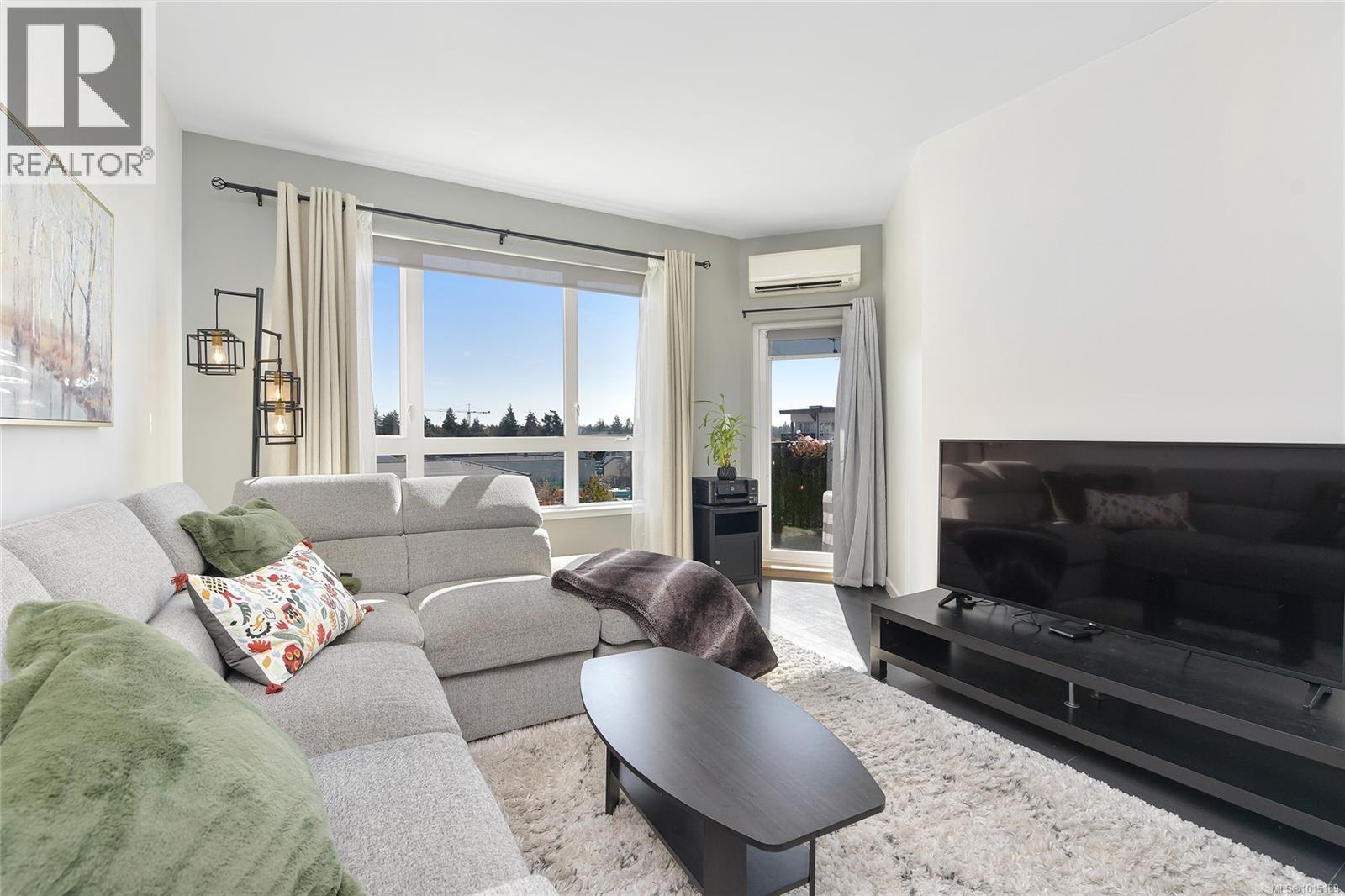 421 2871 JACKLIN Road, Langford