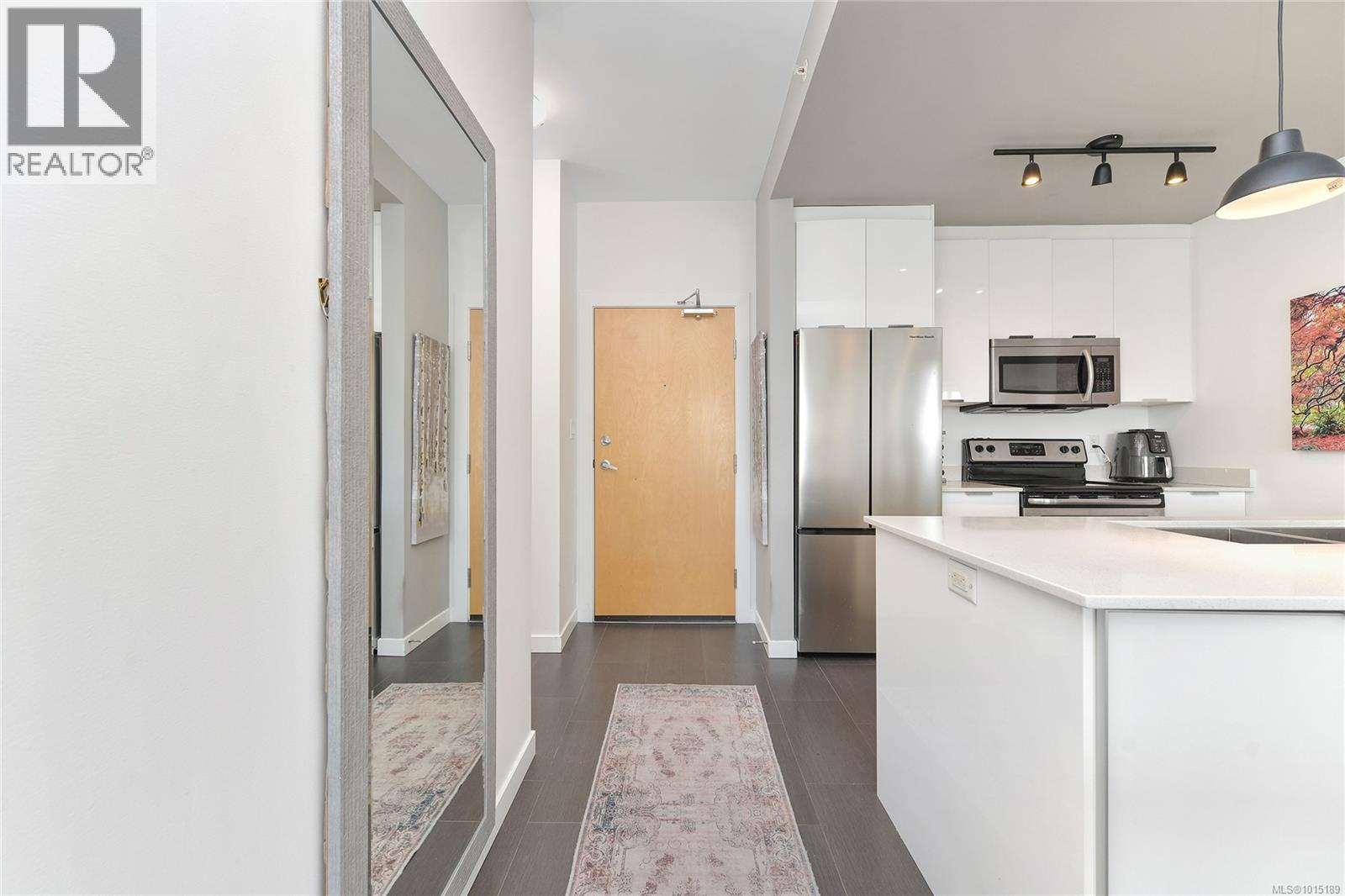 421 2871 JACKLIN Road, Langford
