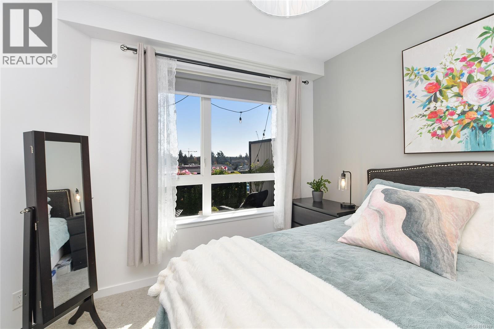 421 2871 JACKLIN Road, Langford