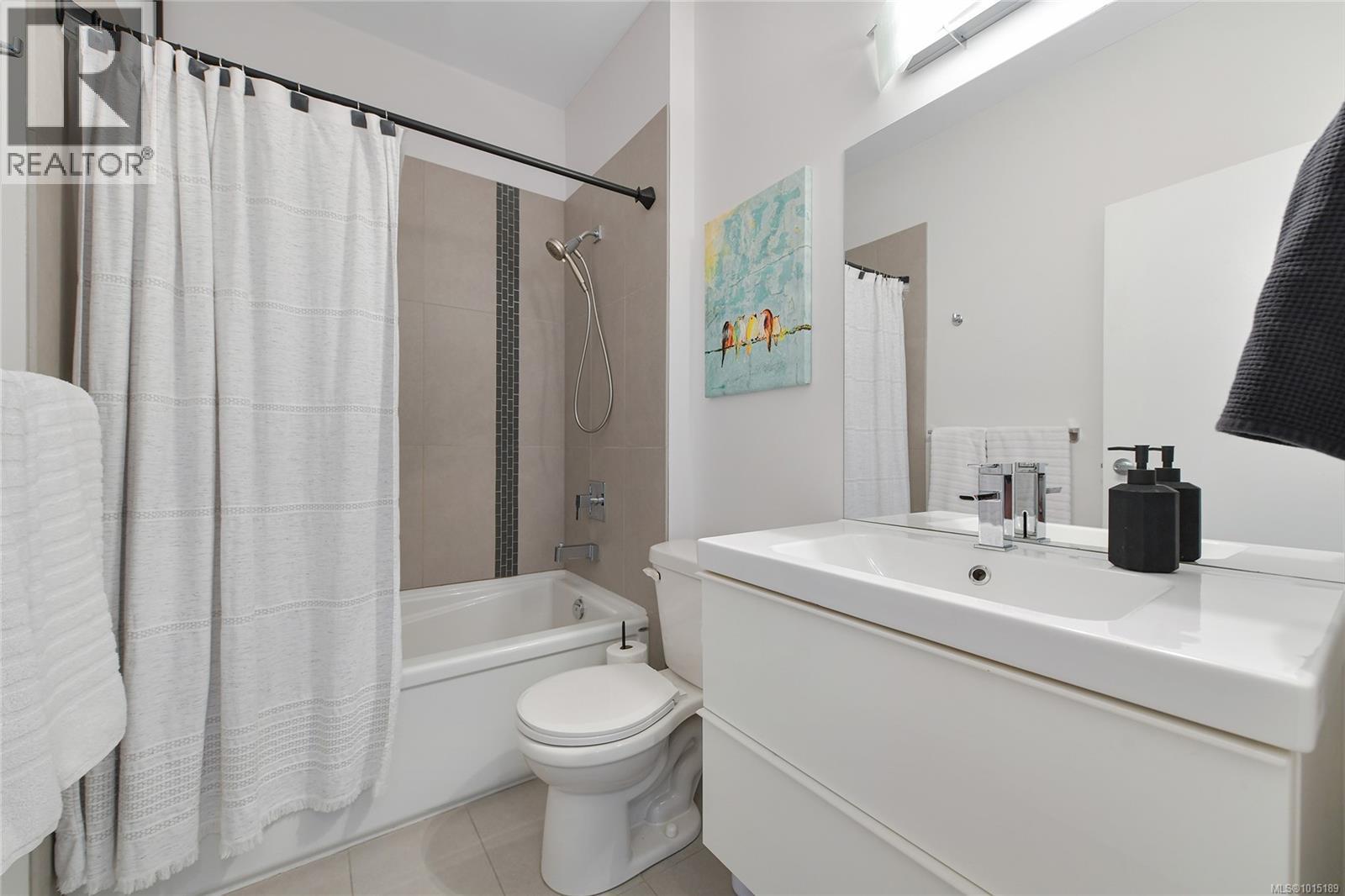421 2871 JACKLIN Road, Langford