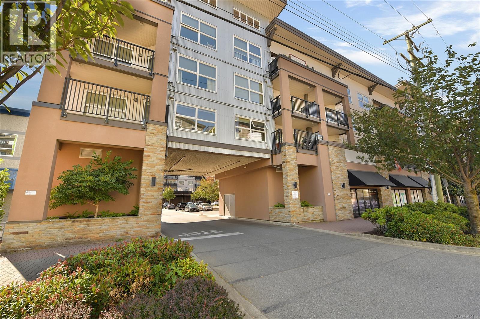 421 2871 JACKLIN Road, Langford